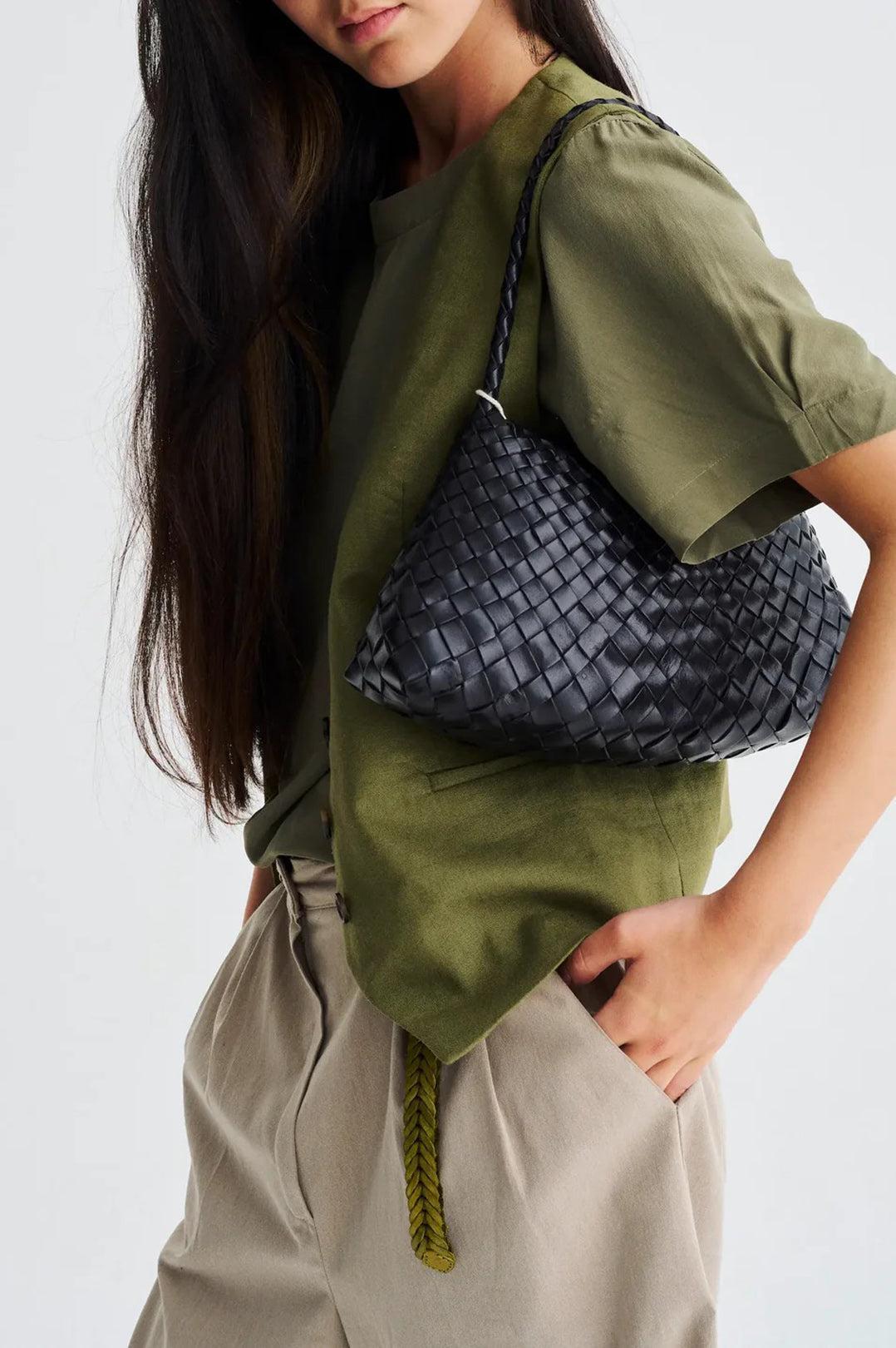 Dragon Diffusion-Rosanna Black-dgallerystore