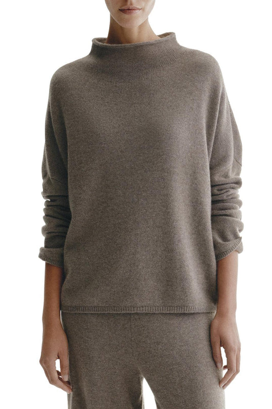 Lisa Yang-The sandy sweater truffle-dgallerystore