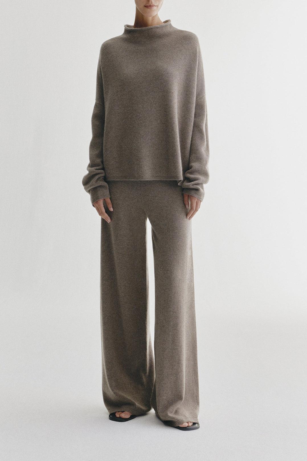 Lisa Yang-The sandy sweater truffle-dgallerystore