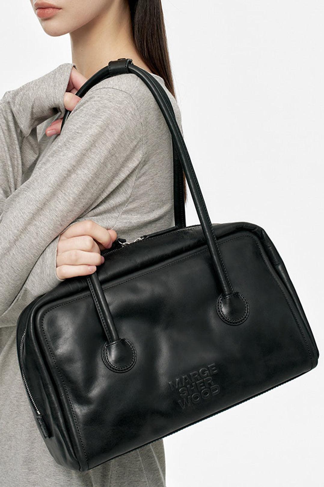 Margesherwood-Soft boston_black pull-up-dgallerystore