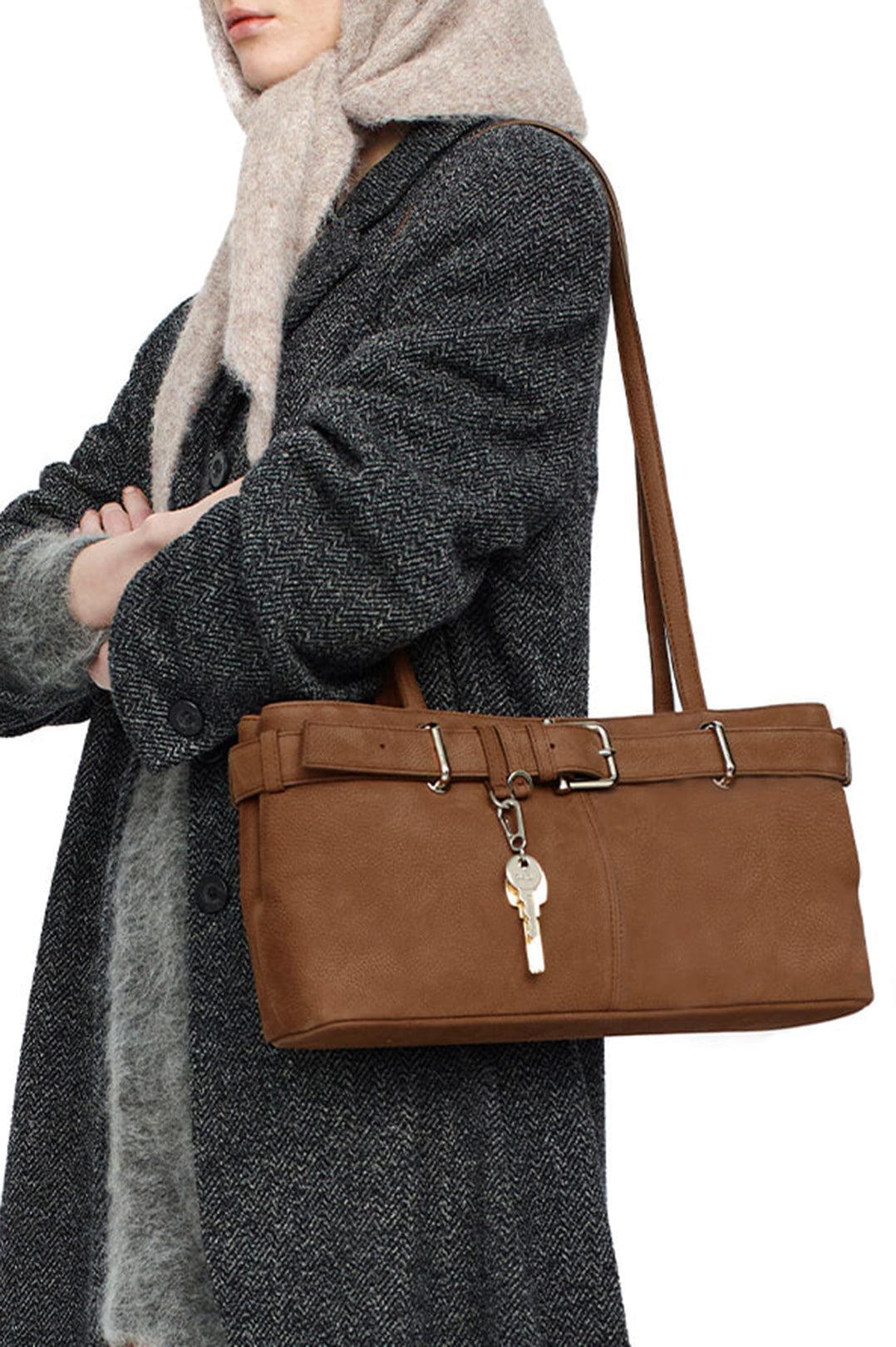 Osoi-Shoulder Brocle in Nubuck Brown-dgallerystore