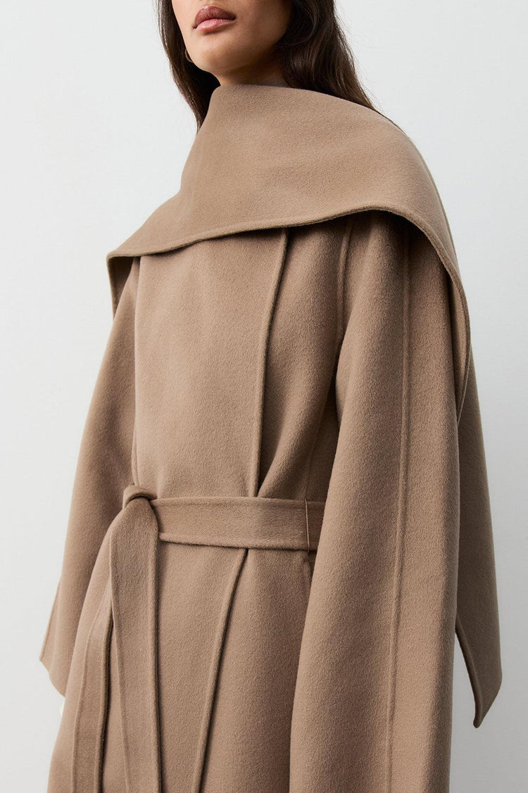 The Curated-The tailored coat taupe-dgallerystore