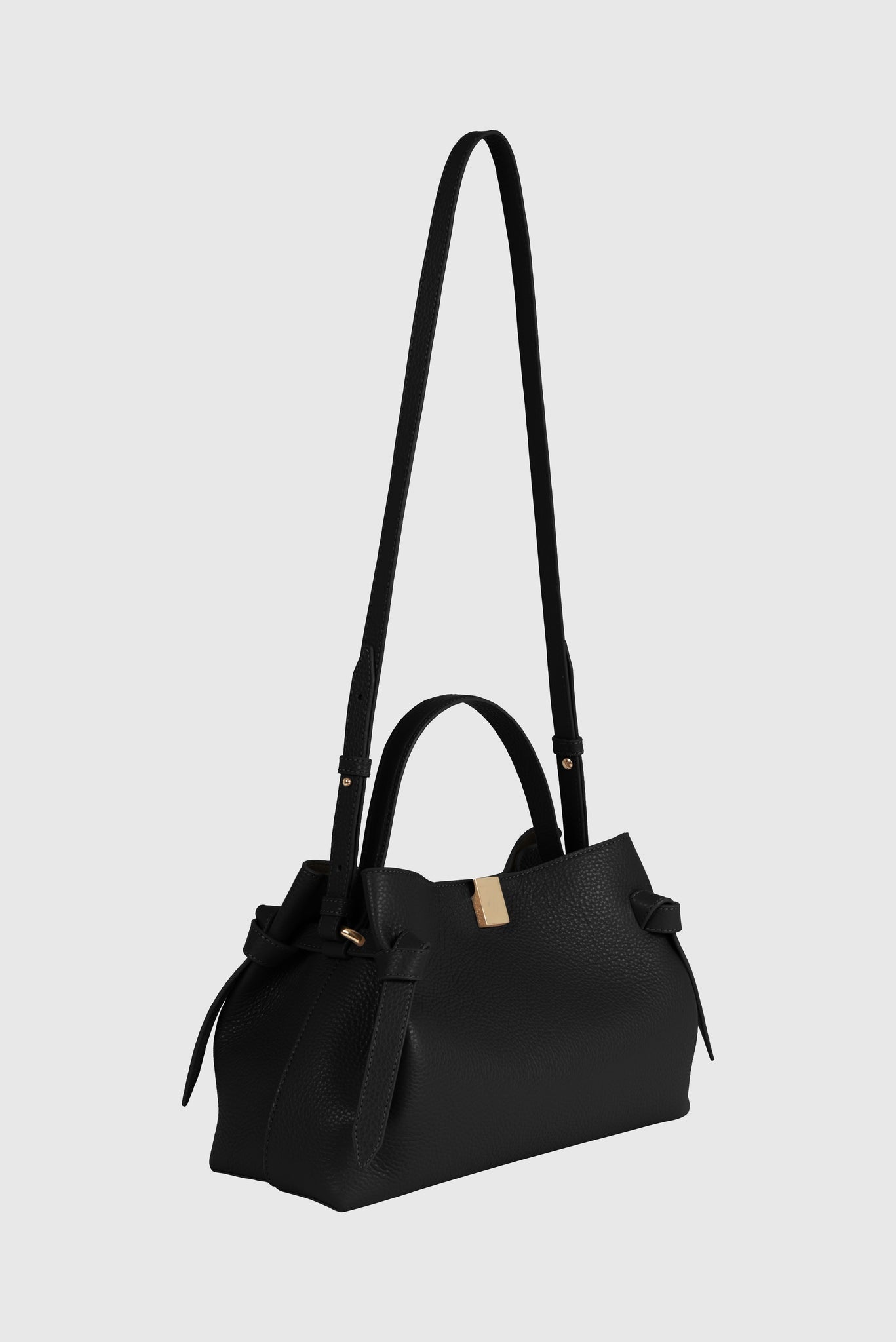 Yuzefi-Gyoza black pebble grained-dgallerystore