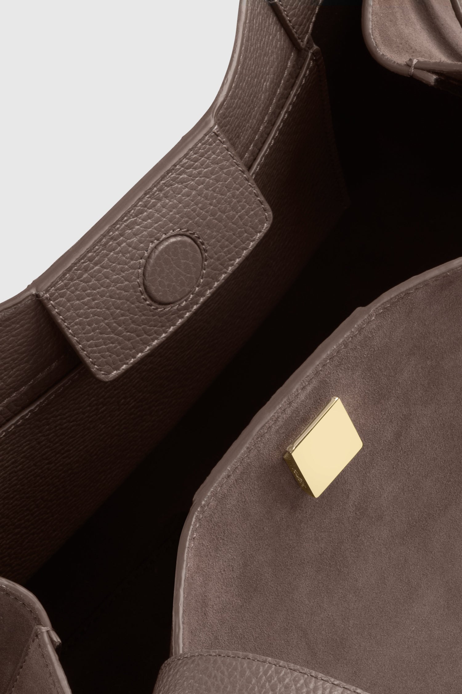 Yuzefi-Gyoza tote nutmeg suede-dgallerystore