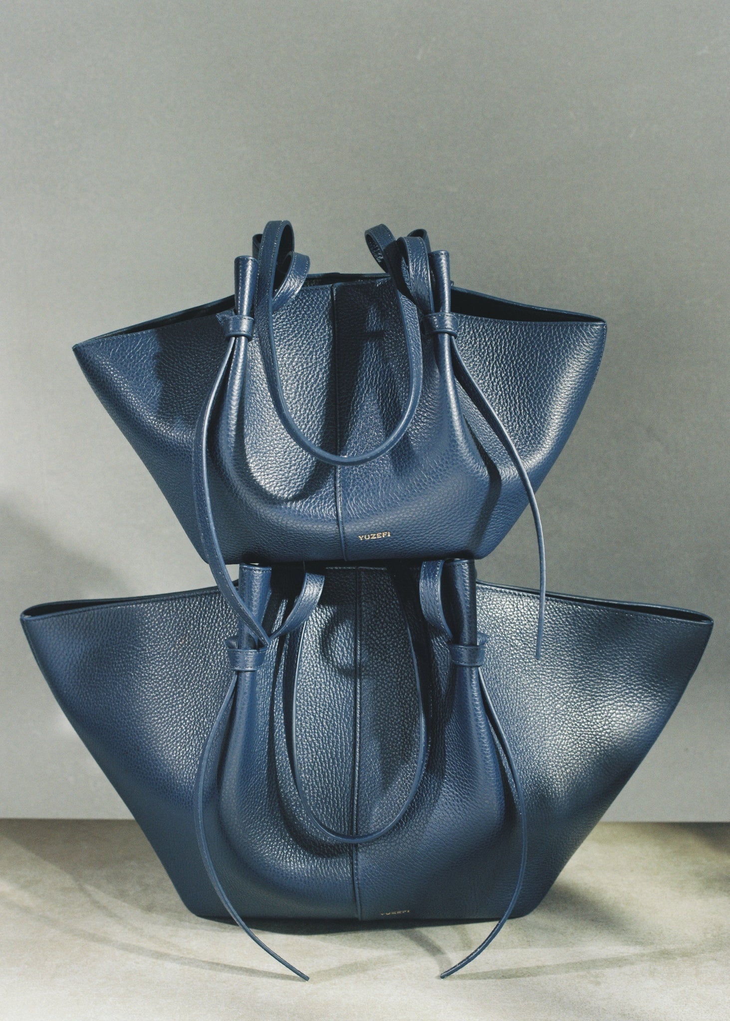 Yuzefi-Large mochi midnight pebble grained leather-dgallerystore